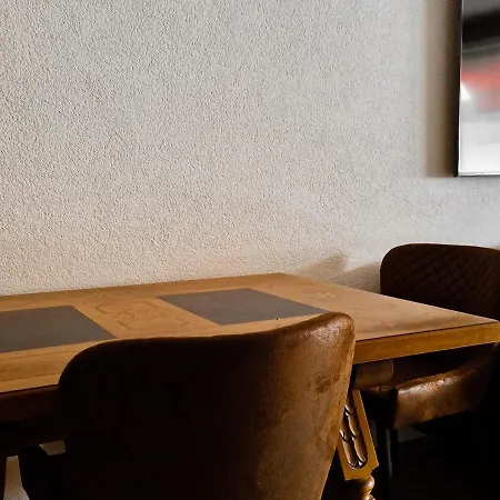 Fewo's Und Apartment's Schoeneck ダヴォス・プラッツ